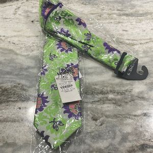Brand New Verse 9 Tie and Pocket Square